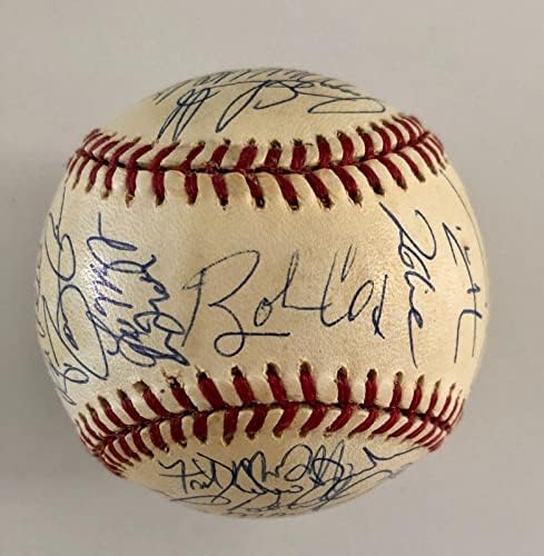 1996 екипът на Атланта Брэйвз подписа бейзболен договор - 33 подпис - ПИСМО Мэддокса / Джоунс JSA - Бейзболни топки с автографи